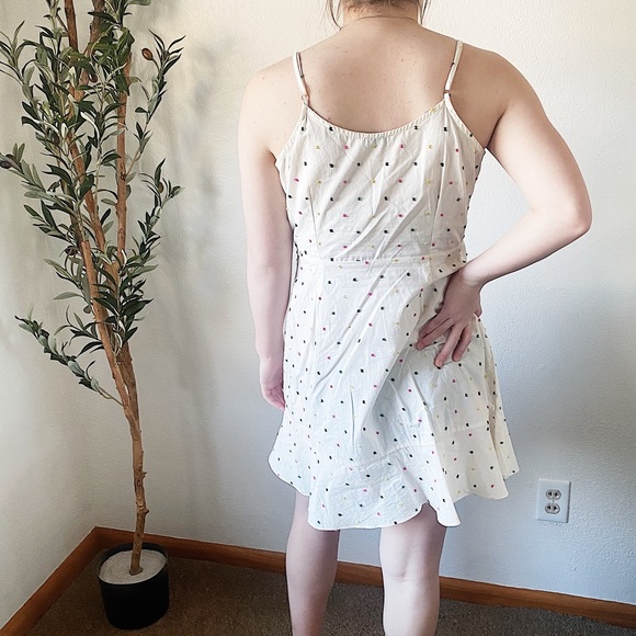 Lush white confetti faux wrap dress with ruffle detail women’s size medium - Picture 3 of 7